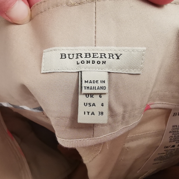 Burberry skirt - Picture 10 of 10